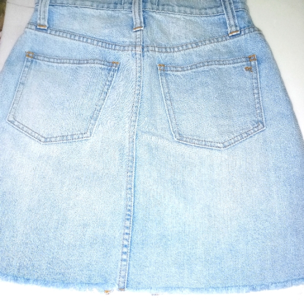 Madewell jean raw edge mini skirt